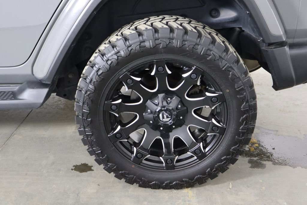 Used 2018 Jeep Wrangler Unlimited Sahara image 43