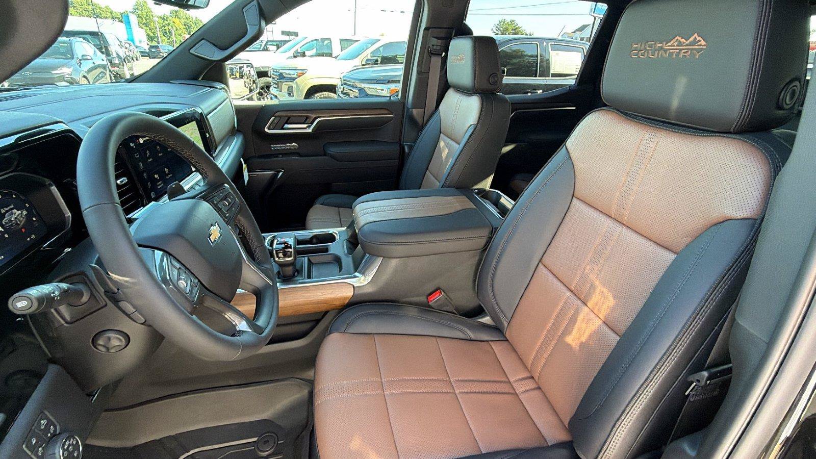 New 2026 Chevrolet Silverado 1500 High Country w/ High Country Premium Package AWD/4WD image 15