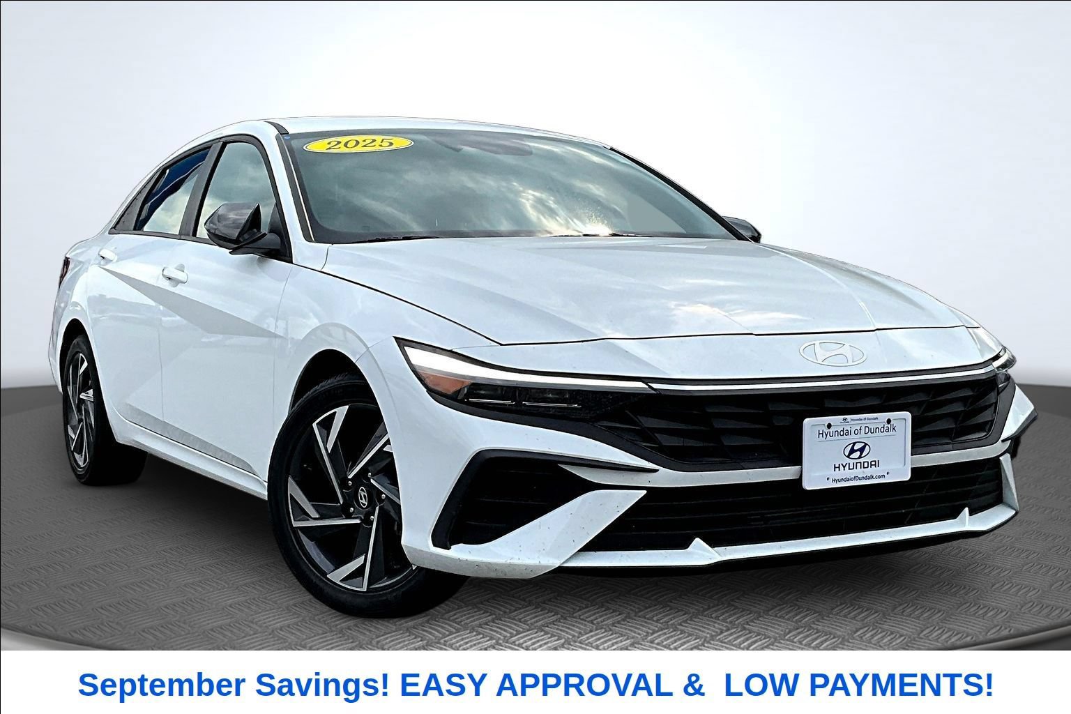 Used 2025 Hyundai Elantra Sport FWD image 2
