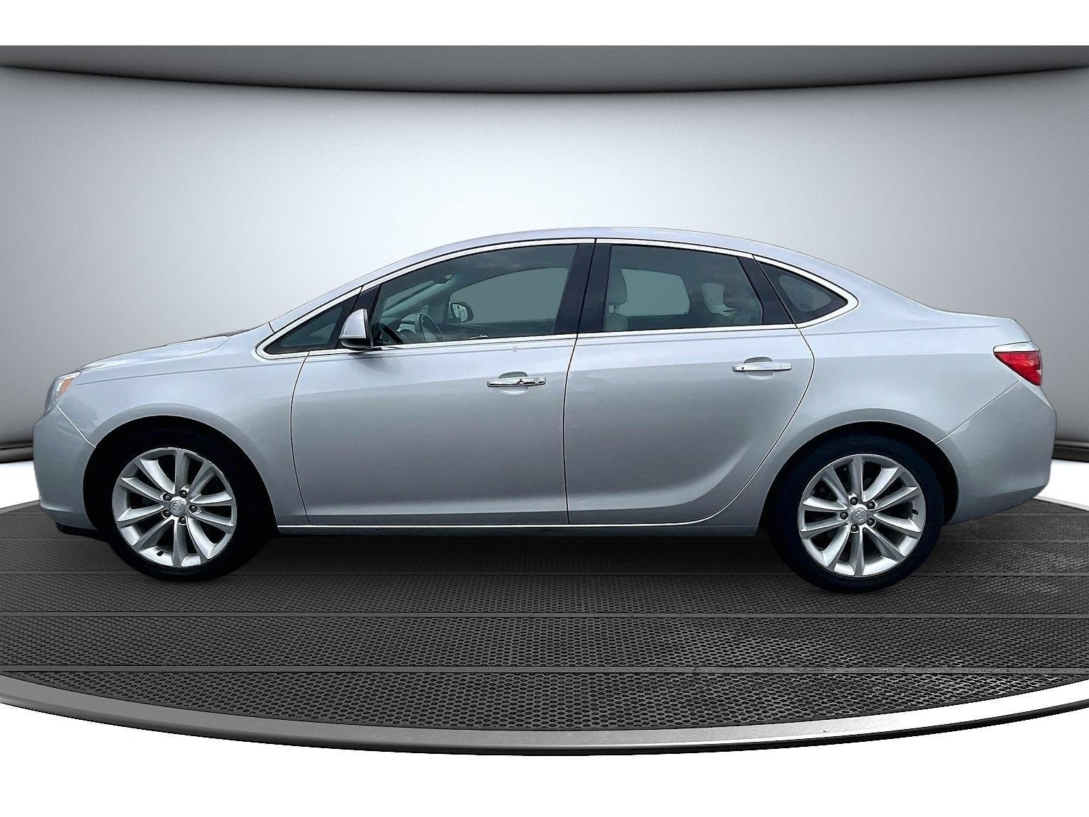 Used 2012 Buick Verano Convenience FWD image 16