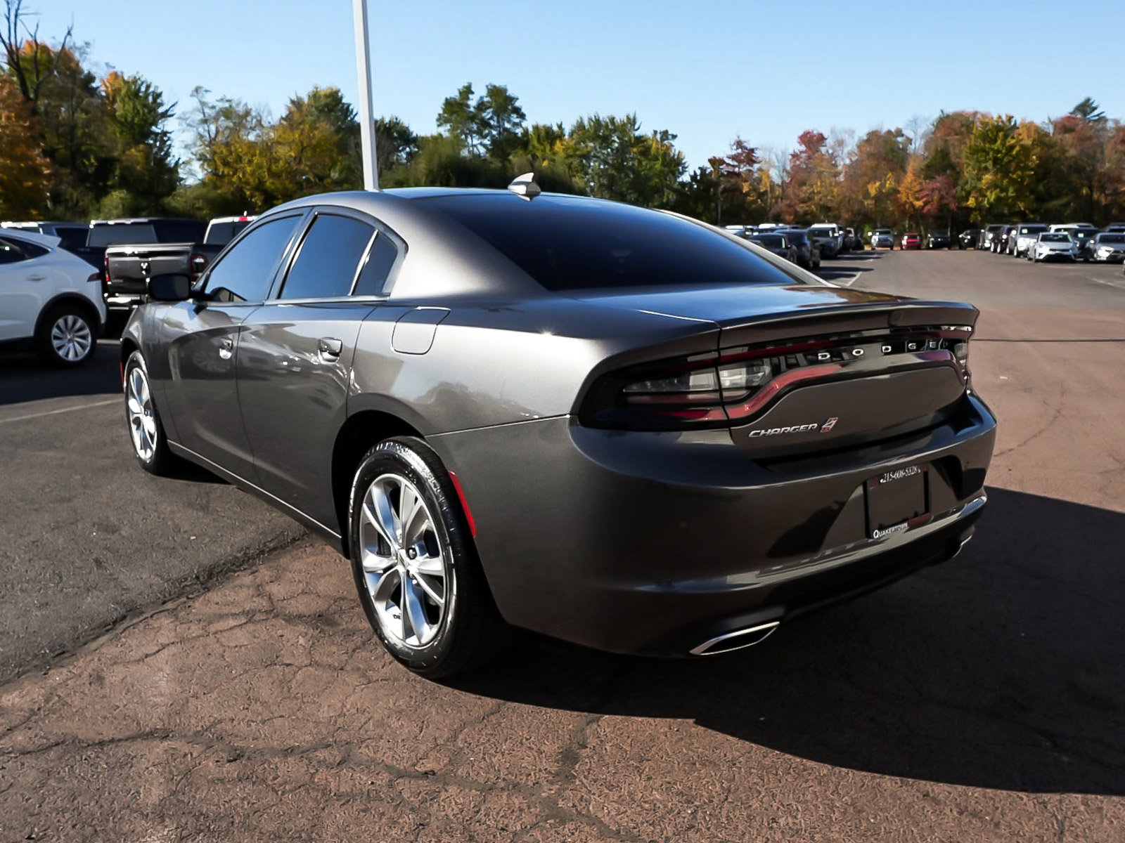 Used 2023 Dodge Charger SXT w/ Navigation & Travel Group AWD/4WD image 4