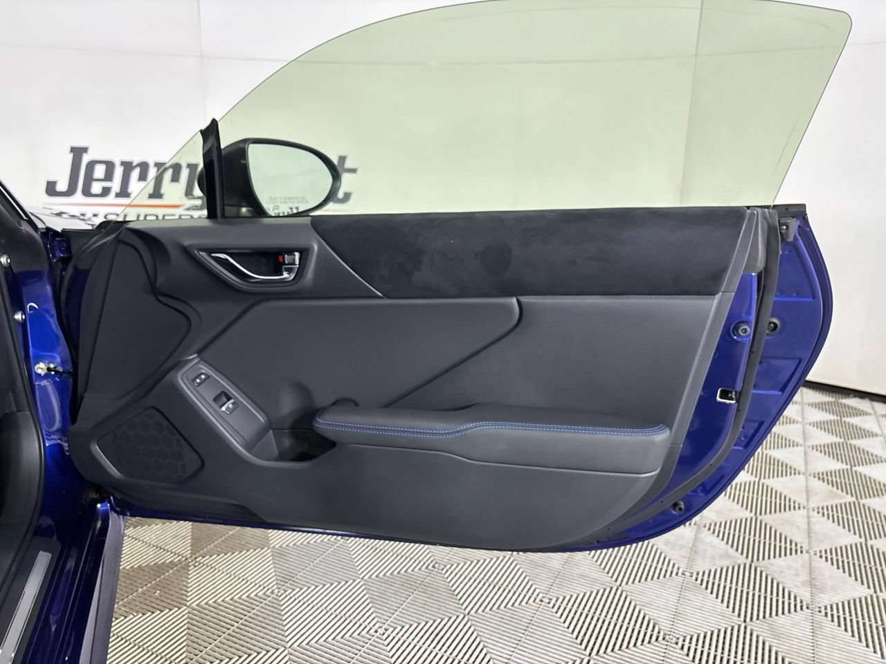 Used 2024 Subaru BRZ tS RWD image 23