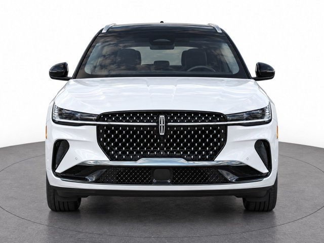 Used 2024 Lincoln Nautilus Reserve AWD/4WD image 2