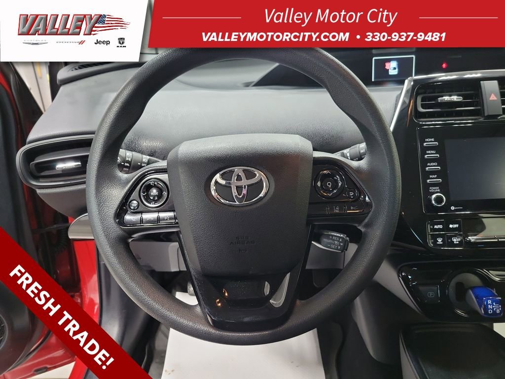 Used 2022 Toyota Prius LE image 32