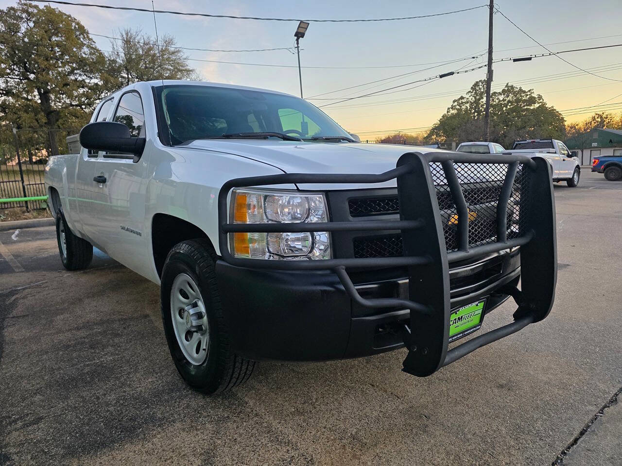 Used 2013 Chevrolet Silverado 1500 W/T AWD/4WD image 3