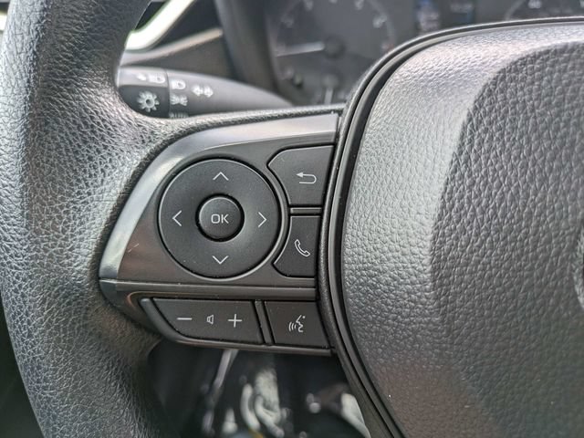 Used 2025 Toyota Corolla LE FWD image 20