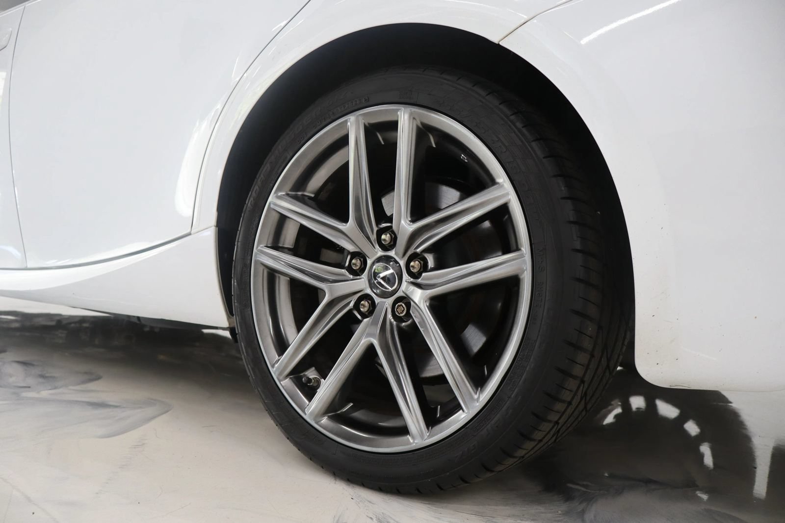 Used 2019 Lexus IS 300 F Sport w/ F Sport Package AWD/4WD image 8