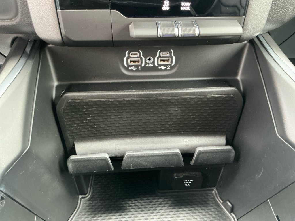 Used 2024 RAM 1500 Laramie AWD/4WD image 21