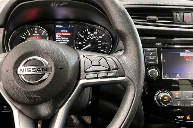 Used 2019 Nissan Rogue S FWD image 14