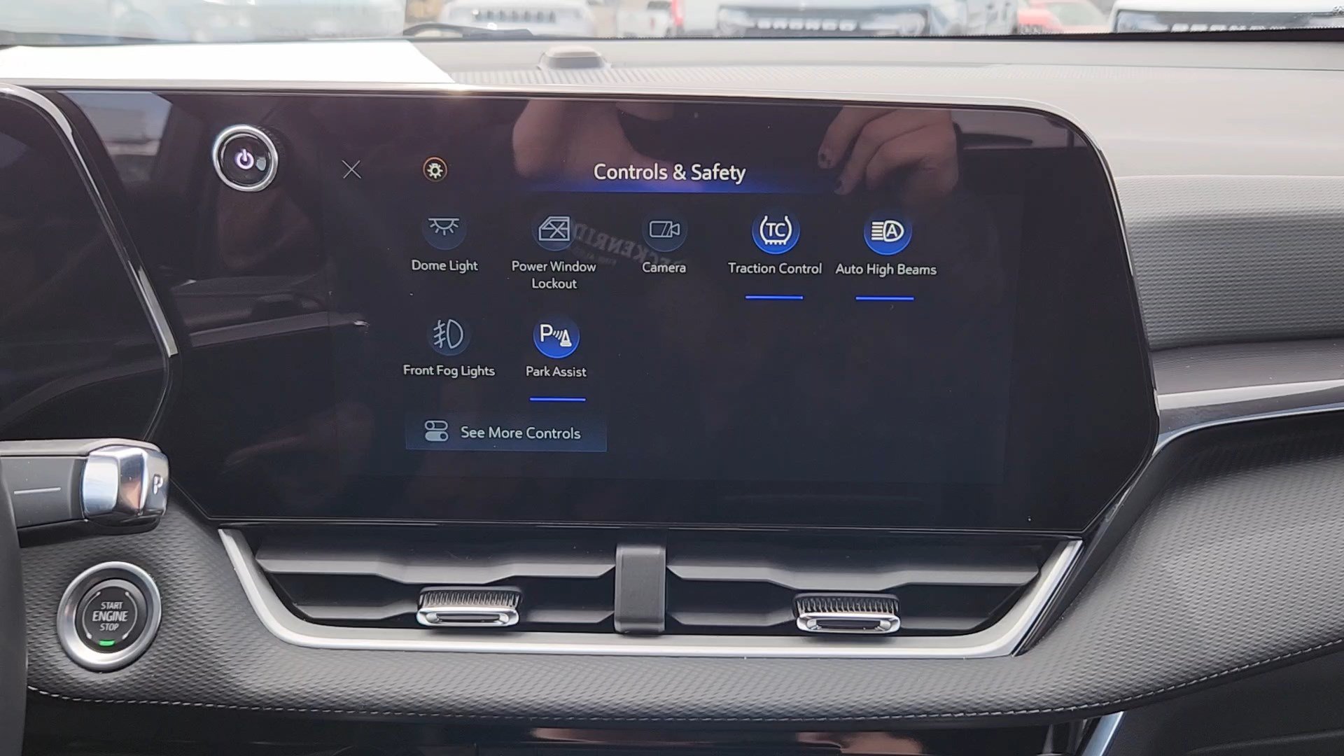 Used 2025 Chevrolet Equinox LT w/ Convenience Package II AWD/4WD image 14