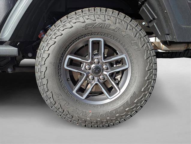 New 2025 Jeep Gladiator Mojave w/ Convenience Group image 9