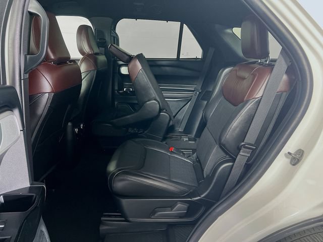 Used 2023 Ford Explorer Platinum w/ Technology Package RWD image 26