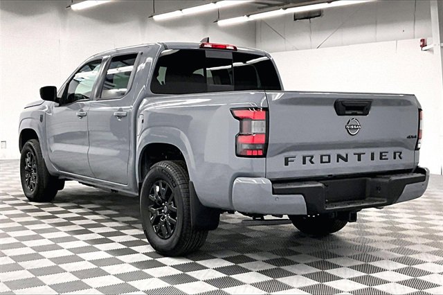 New 2026 Nissan Frontier SV w/ Tow Package image 3