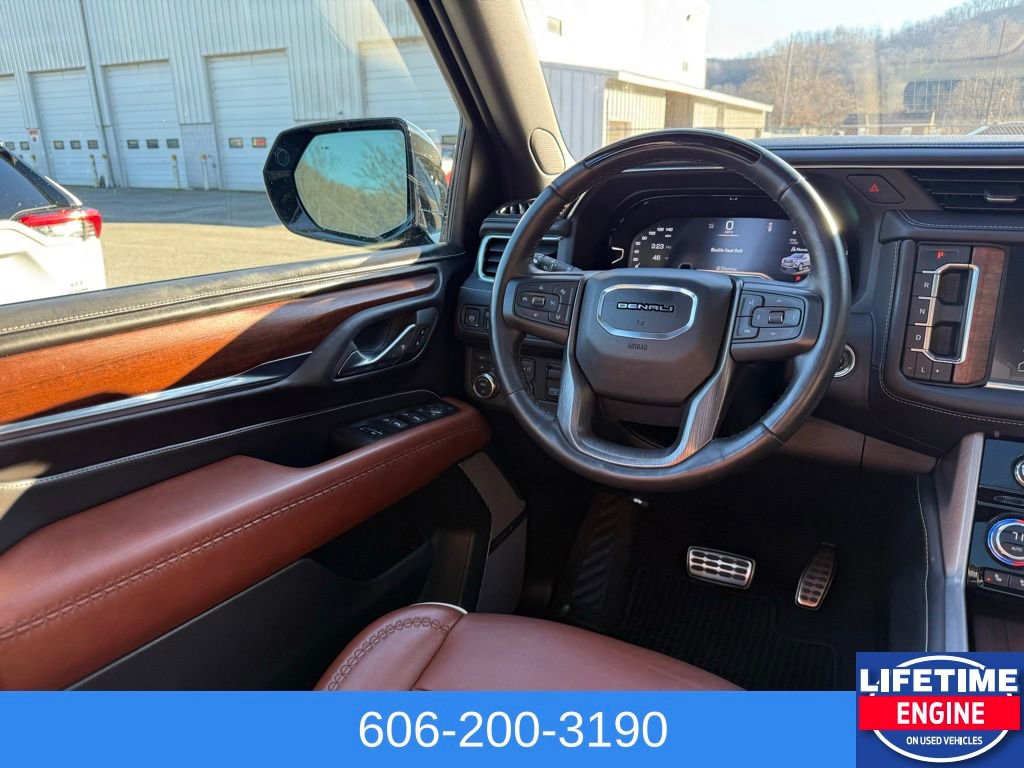 Used 2023 GMC Yukon Denali Ultimate image 24