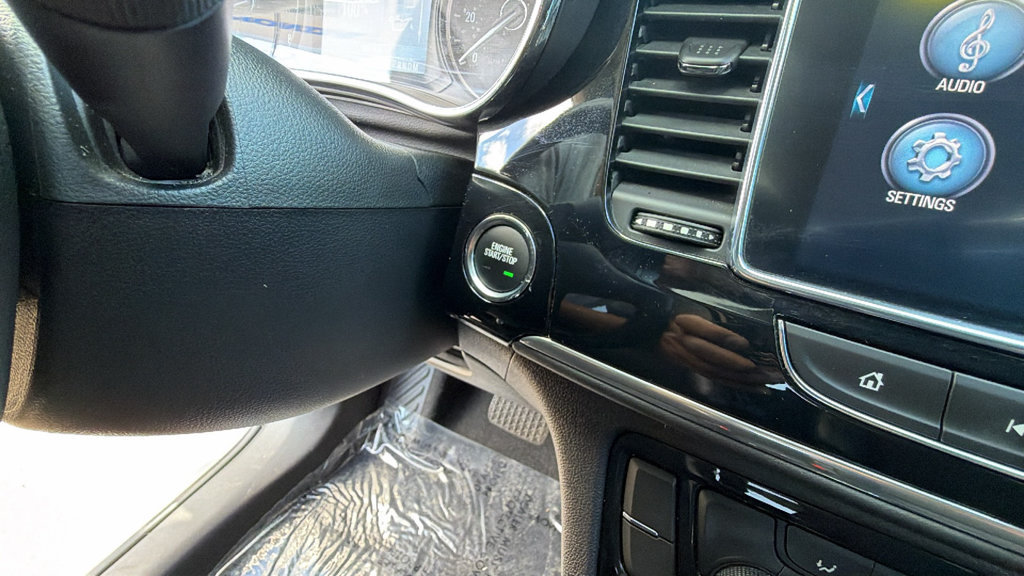 Used 2020 Buick Encore Preferred FWD image 17