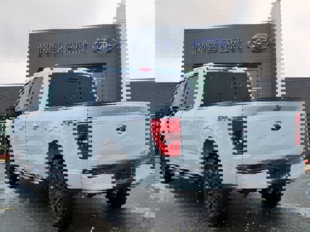 Certified 2022 Ford F150 XLT w/ Equipment Group 302A High image 5