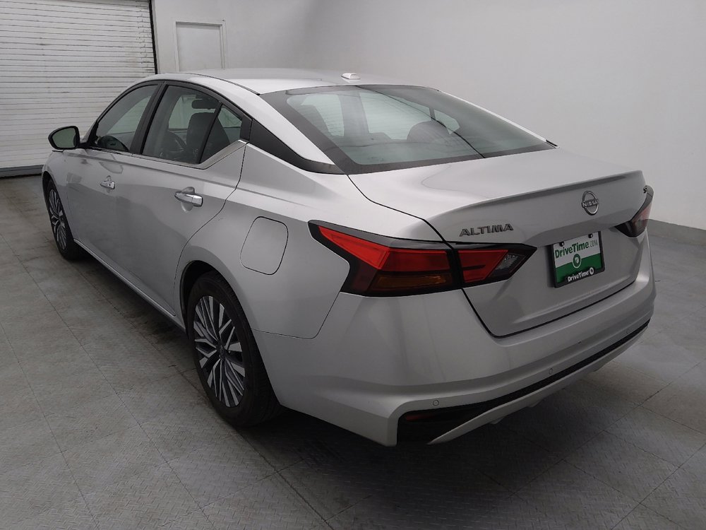 Used 2024 Nissan Altima 2.5 SV image 5