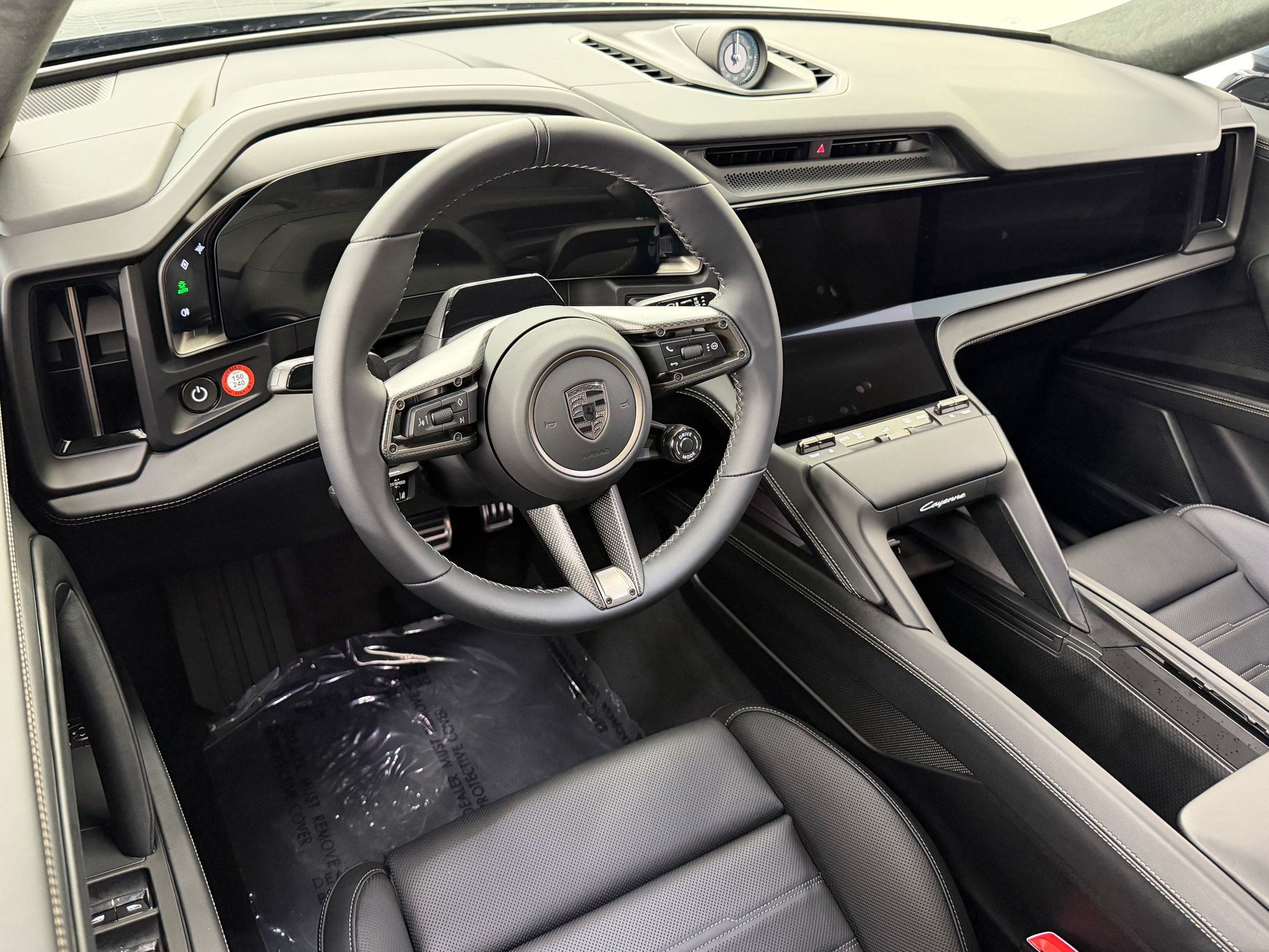 New 2026 Porsche Cayenne Turbo AWD/4WD image 4