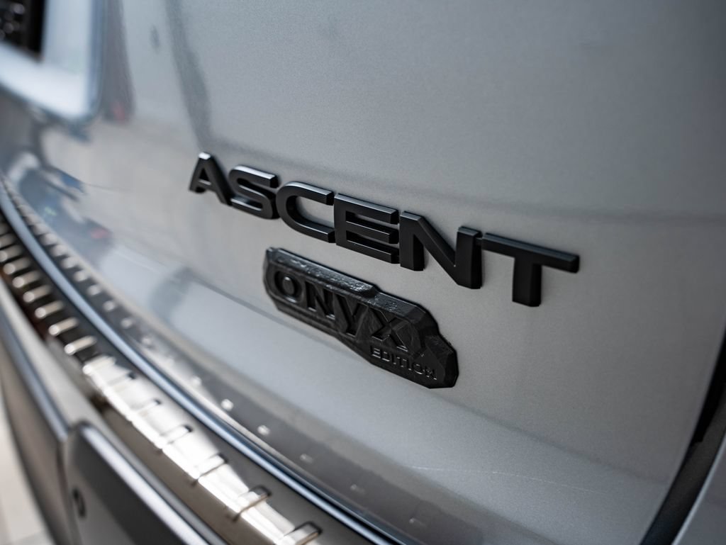Used 2025 Subaru Ascent Onyx Edition AWD/4WD image 16