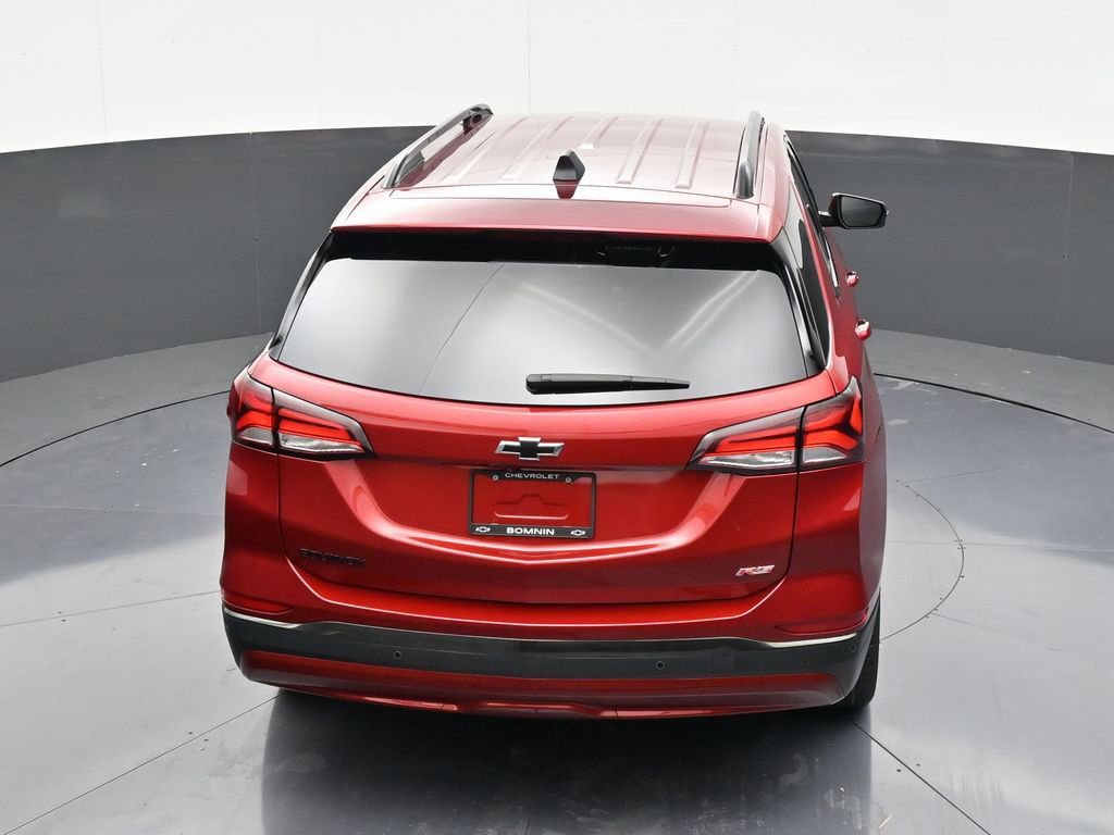 Used 2023 Chevrolet Equinox RS w/ RS Leather Package image 15