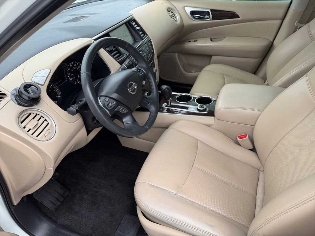Used 2016 Nissan Pathfinder Platinum AWD/4WD image 10