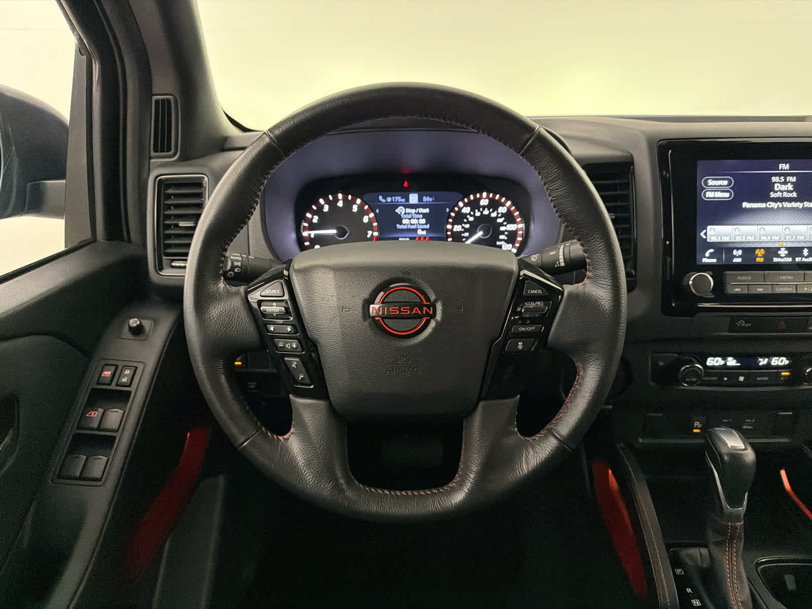 Used 2024 Nissan Frontier Pro-X w/ Technology Package RWD image 17