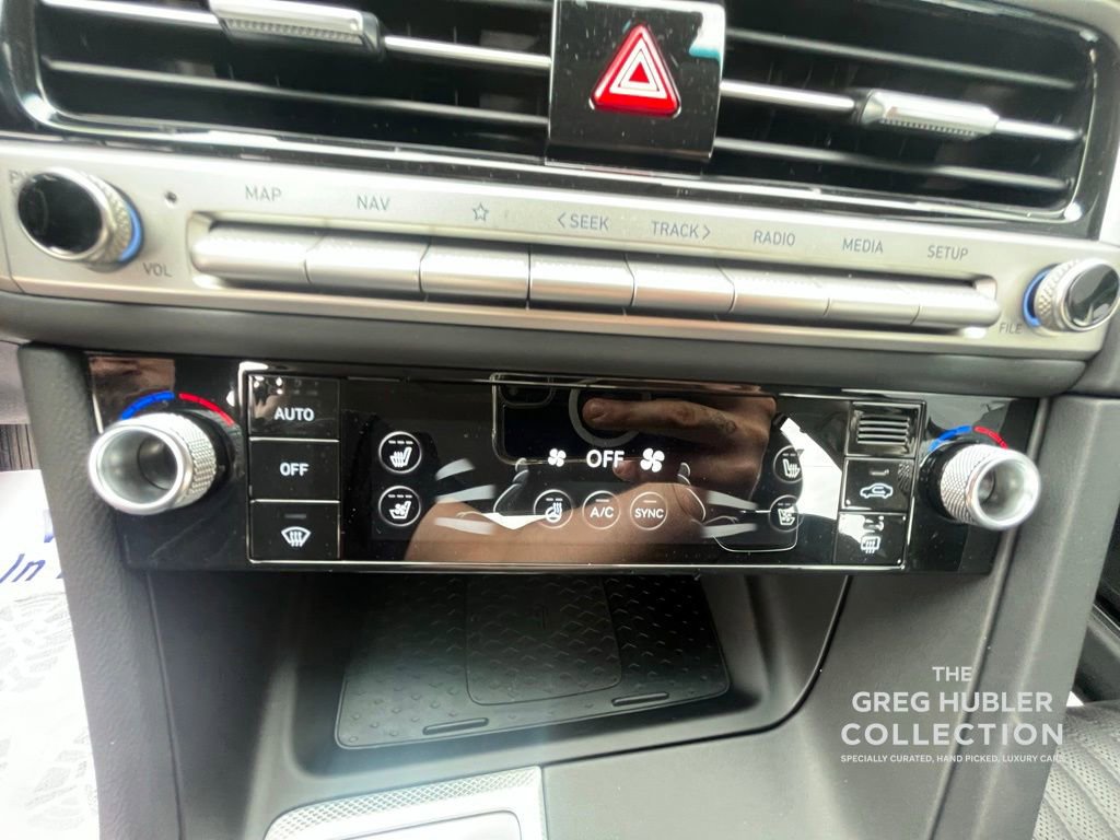 Used 2026 Genesis G70 2.5T Prestige image 35