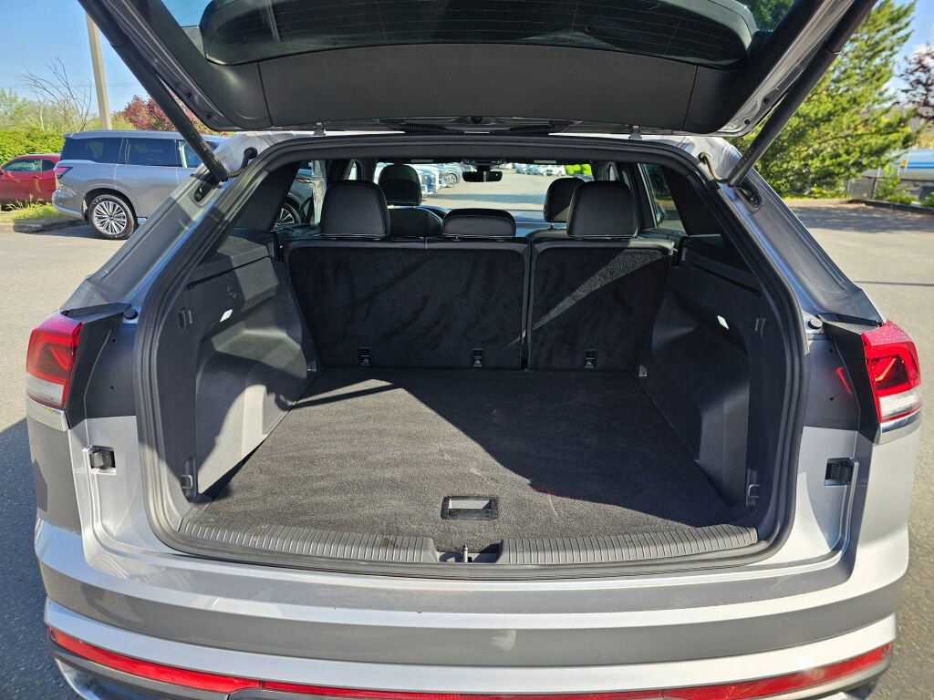 Used 2024 Volkswagen Atlas Cross Sport SE AWD/4WD image 18