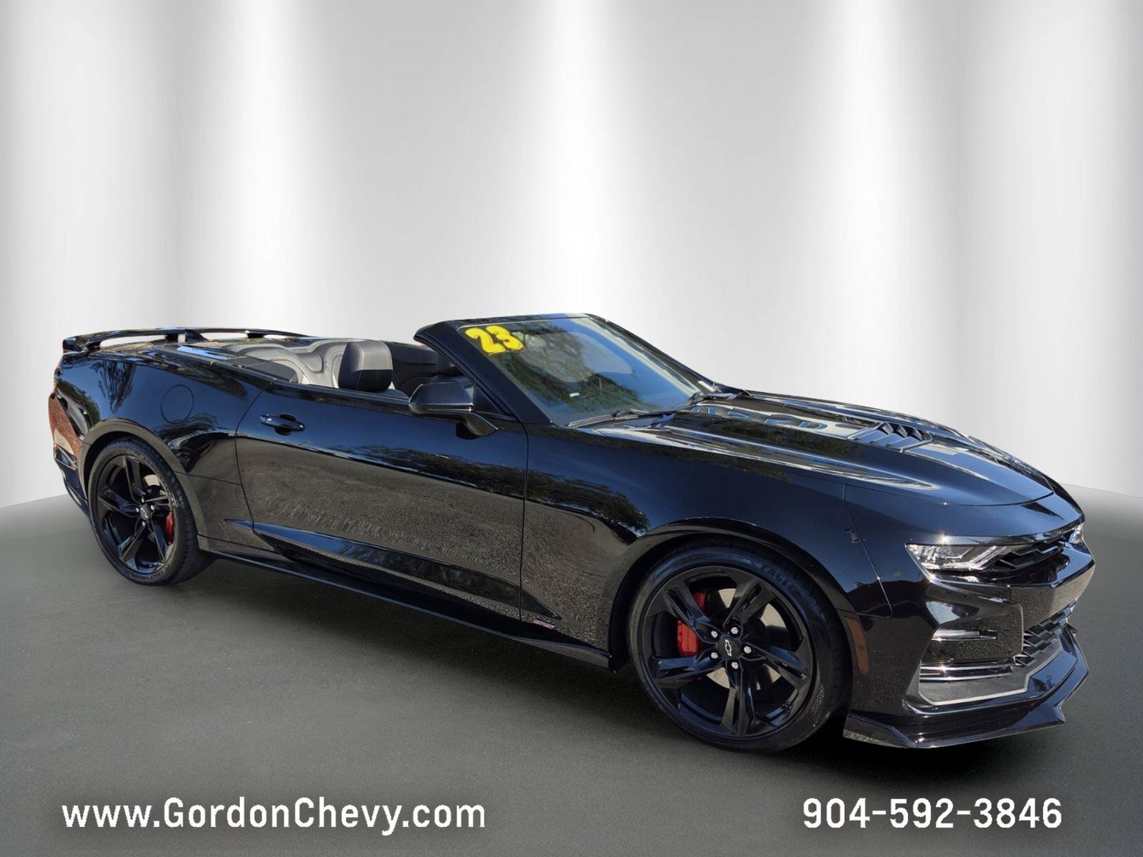 Used 2023 Chevrolet Camaro SS RWD image 8