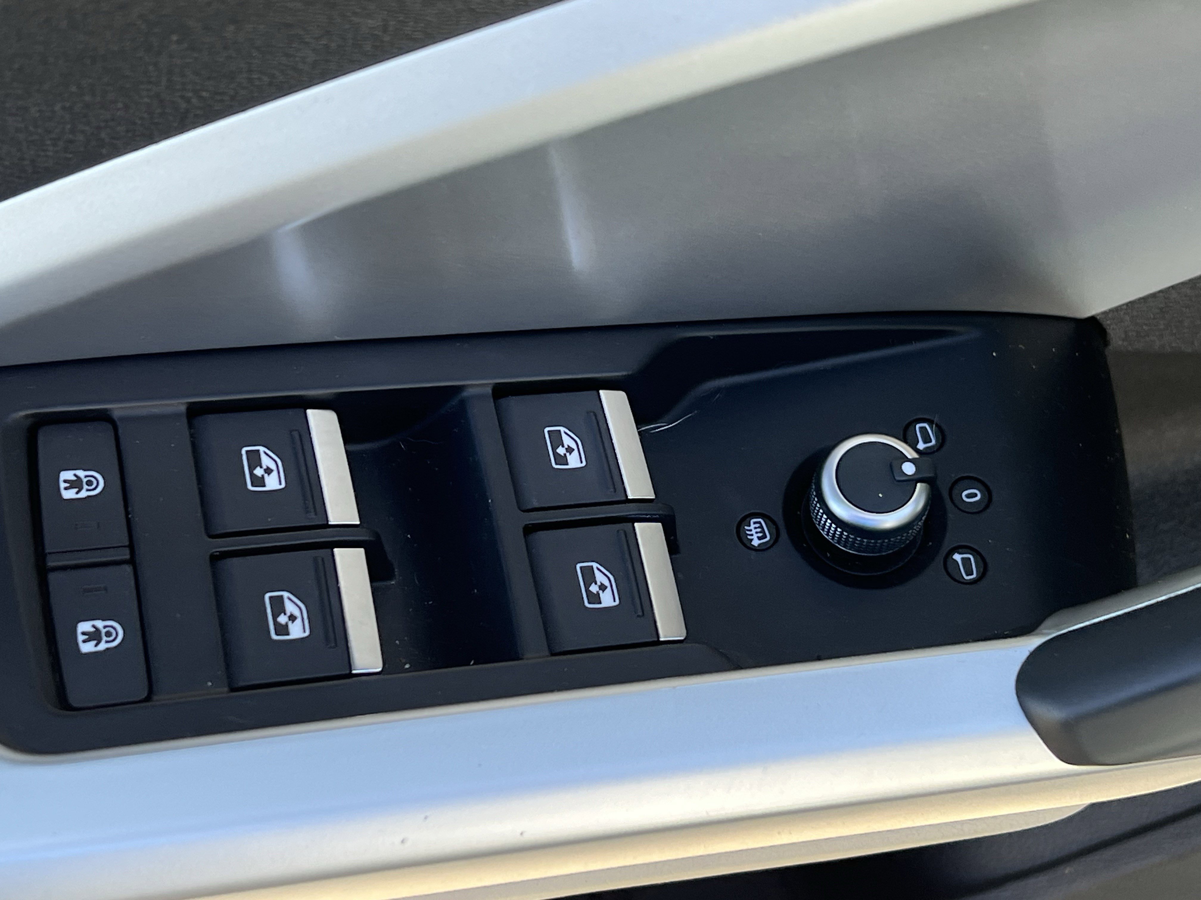 Used 2020 Audi Q3 2.0T Premium Plus image 15