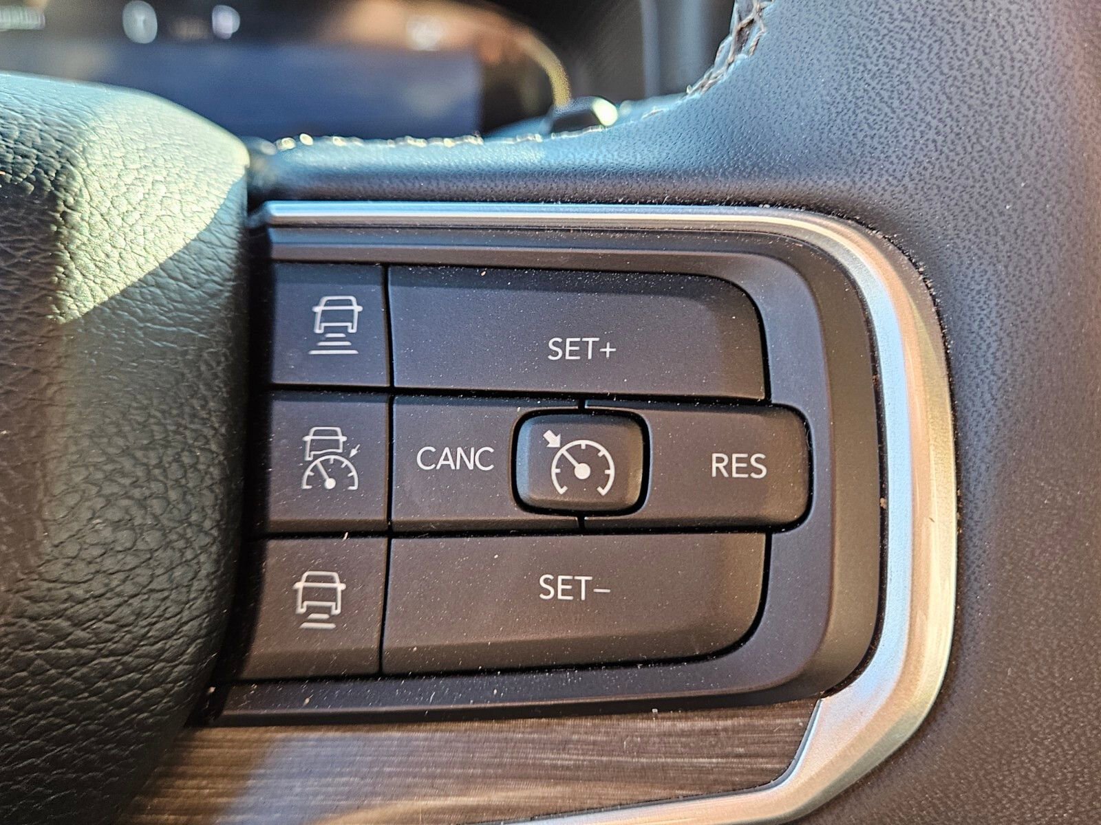 Used 2024 Jeep Wagoneer L Series II w/ Flexible Seating Group image 26