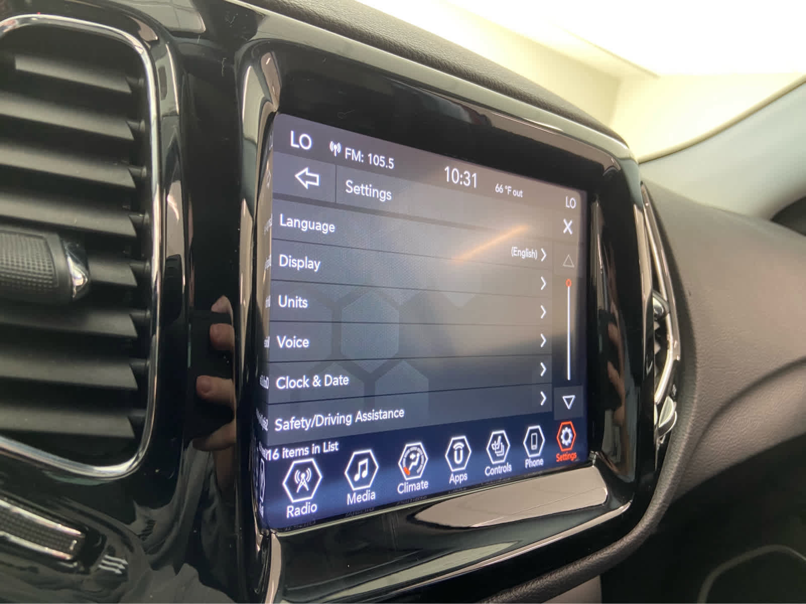 Used 2020 Jeep Compass Limited image 30