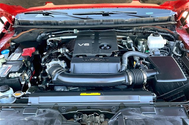 Certified 2023 Nissan Frontier PRO-4X w/ Technology Package image 9