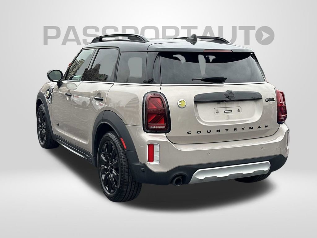 Used 2023 MINI Cooper Countryman SE w/ Storage Package image 2