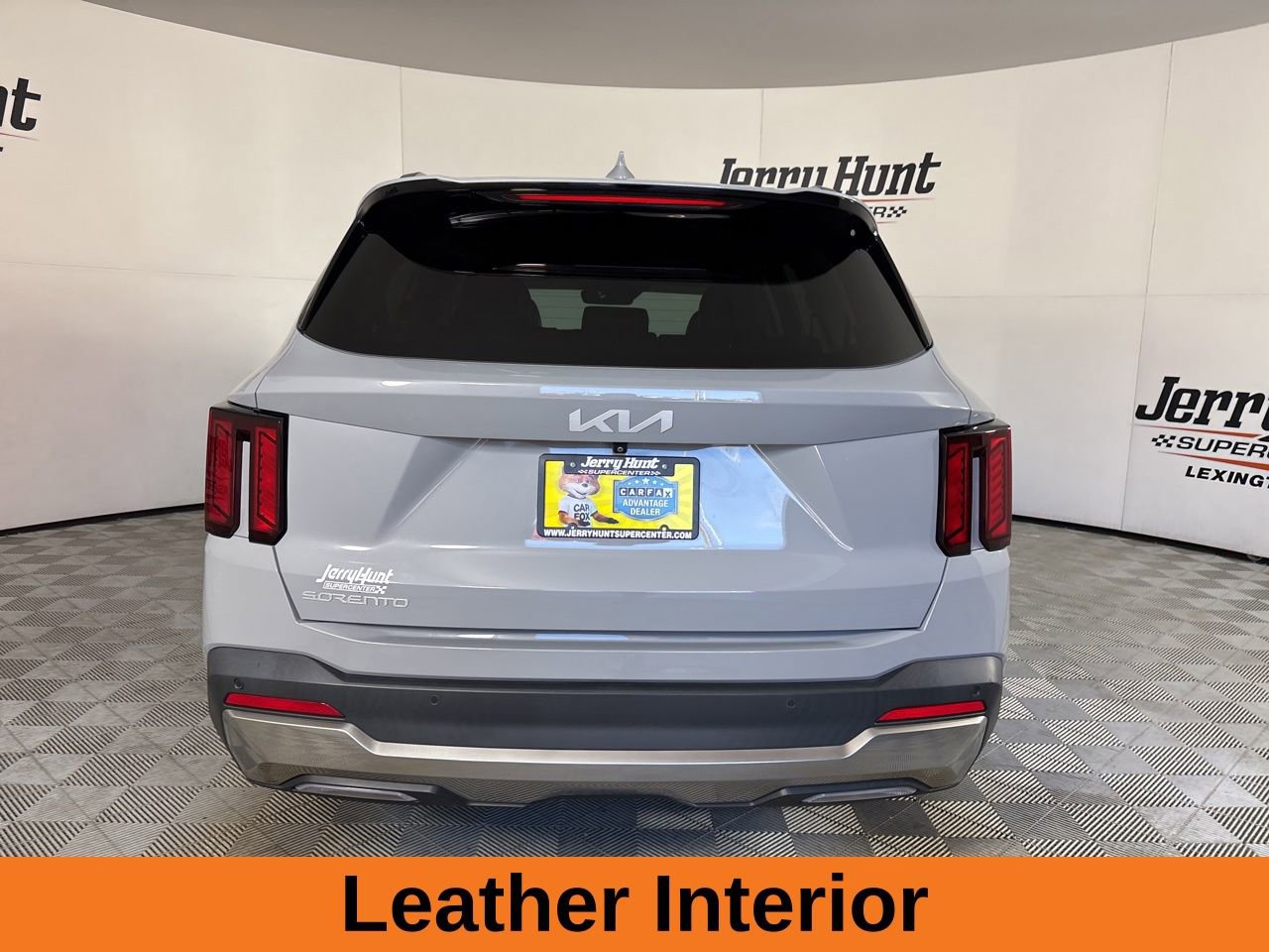 Used 2024 Kia Sorento S w/ Panoramic Sunroof Package image 6
