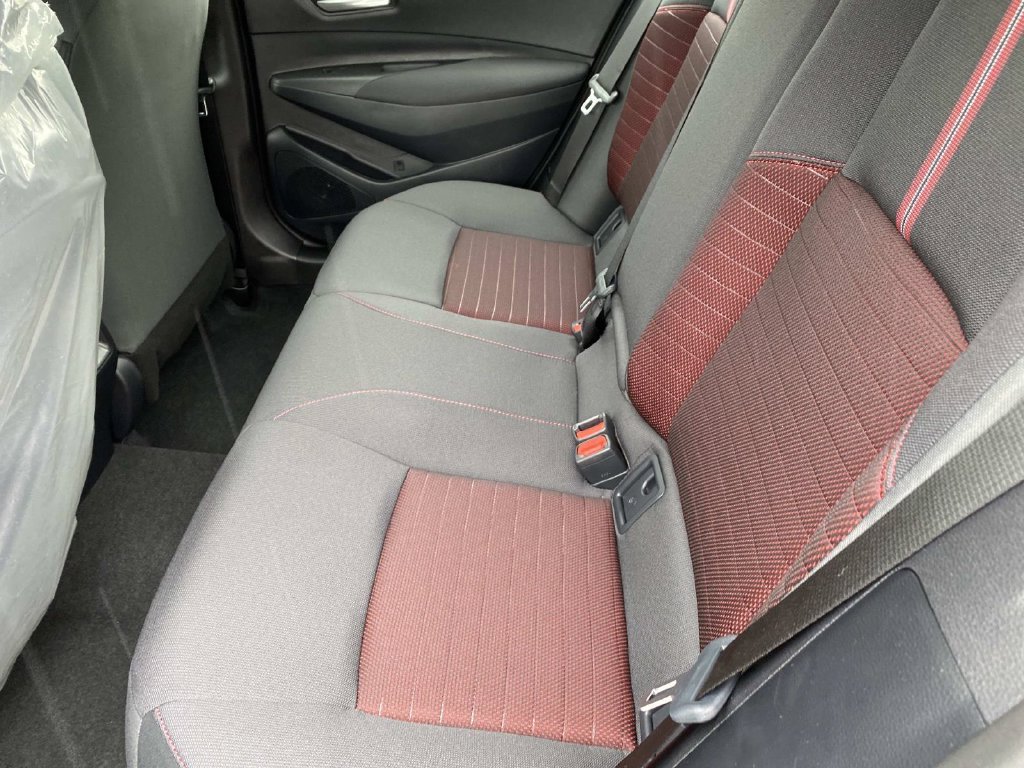 New 2026 Toyota Corolla SE w/ SE Package FWD image 6