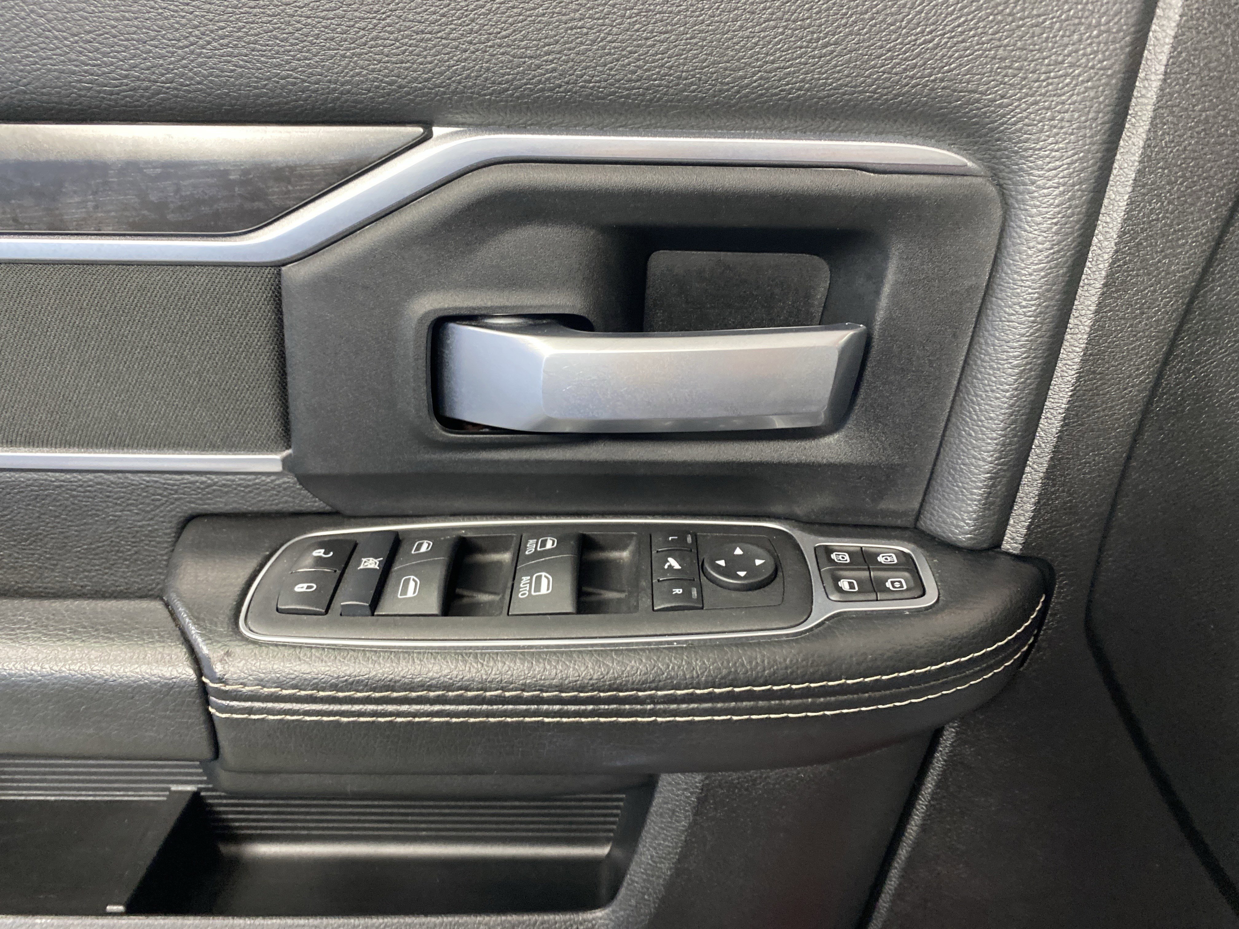 Certified 2024 RAM 2500 Big Horn w/ Bed Utility Group image 11