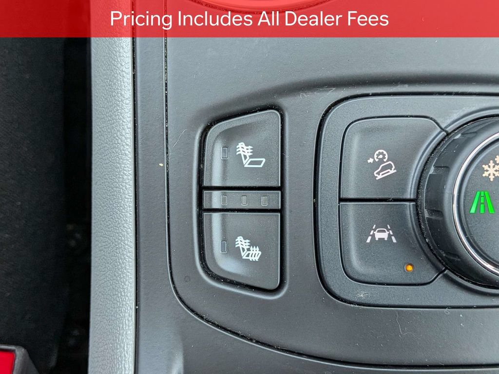 Used 2024 GMC Terrain SLE w/ Driver Convenience Package FWD image 25