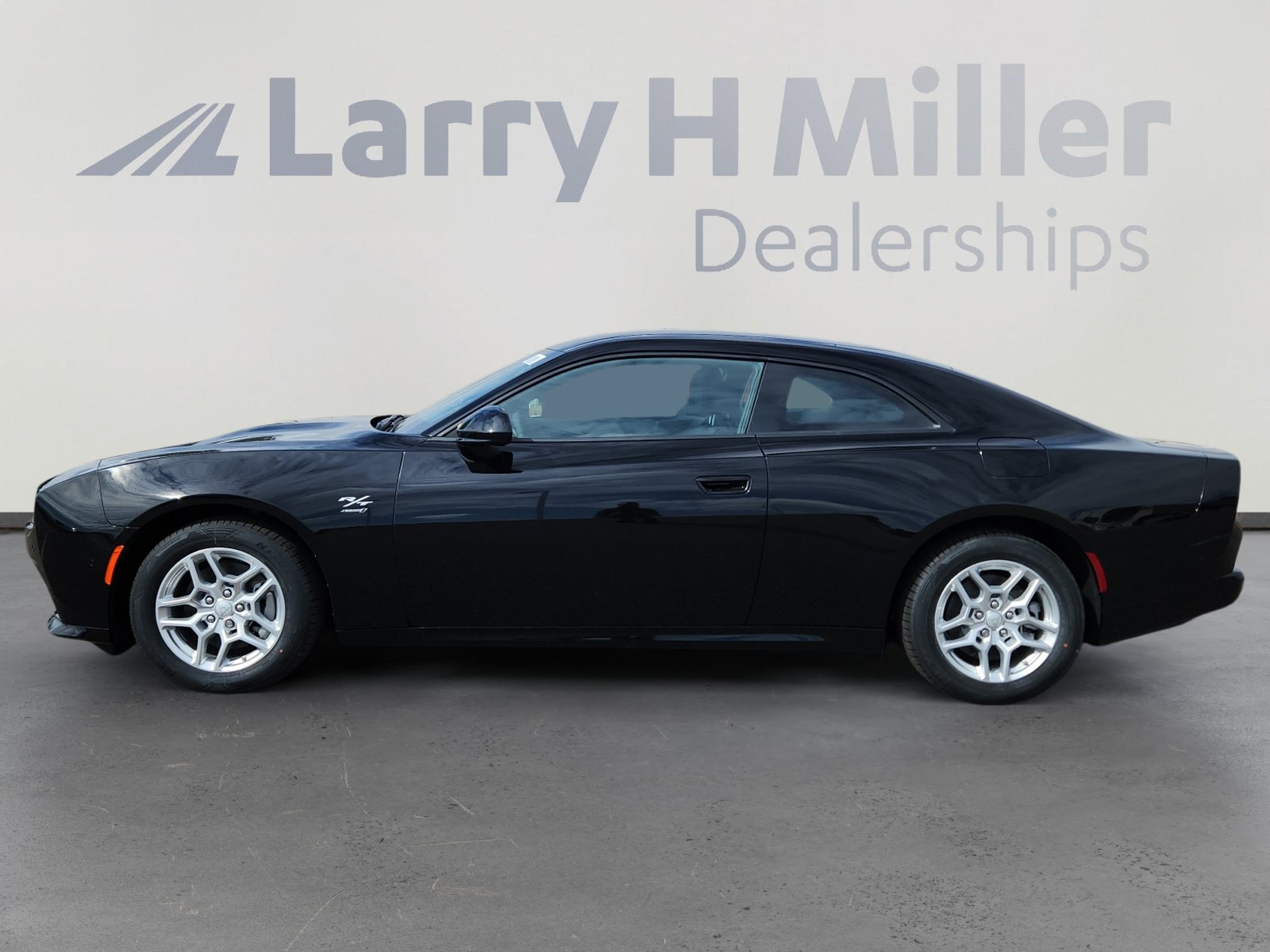 New 2025 Dodge Charger Daytona R/T w/ Quick Order Package 25M R/T AWD/4WD image 3