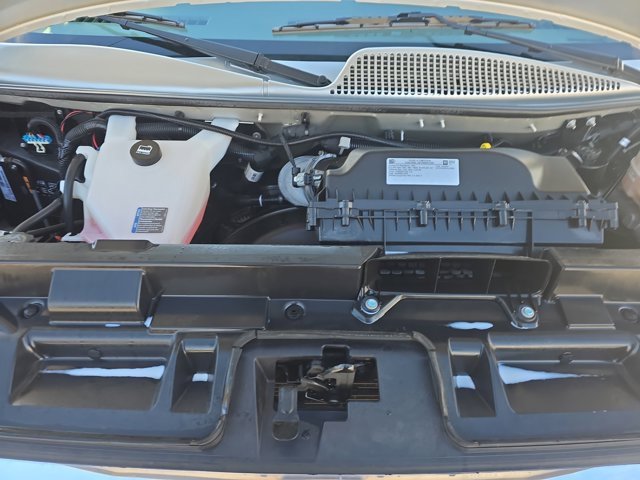 Used 2023 GMC Savana 2500 image 26