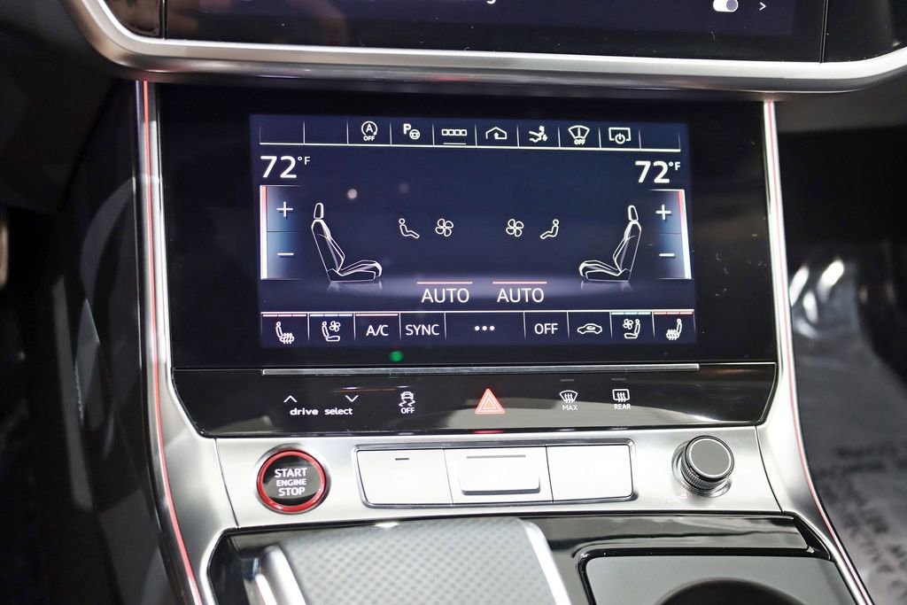 Used 2024 Audi RS 7 Performance AWD/4WD image 32