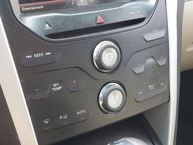 Used 2015 Ford Explorer XLT w/ Equipment Group 202B image 29