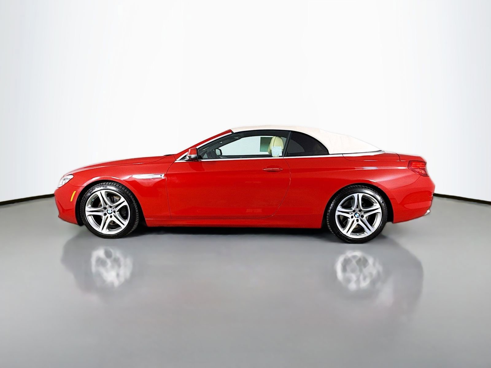 Used 2016 BMW 650i xDrive Convertible image 4