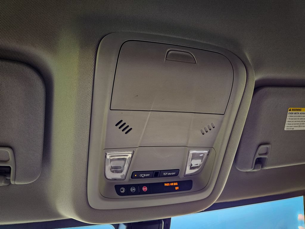 Used 2018 GMC Acadia SLE FWD image 26