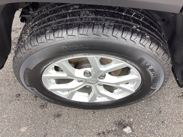 Certified 2023 Jeep Grand Cherokee Limited image 11