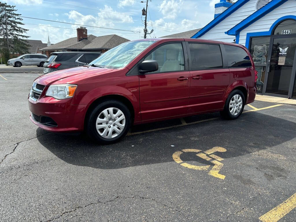 Used 2014 Dodge Grand Caravan SE w/ Quick Order Package 29E SE image 1