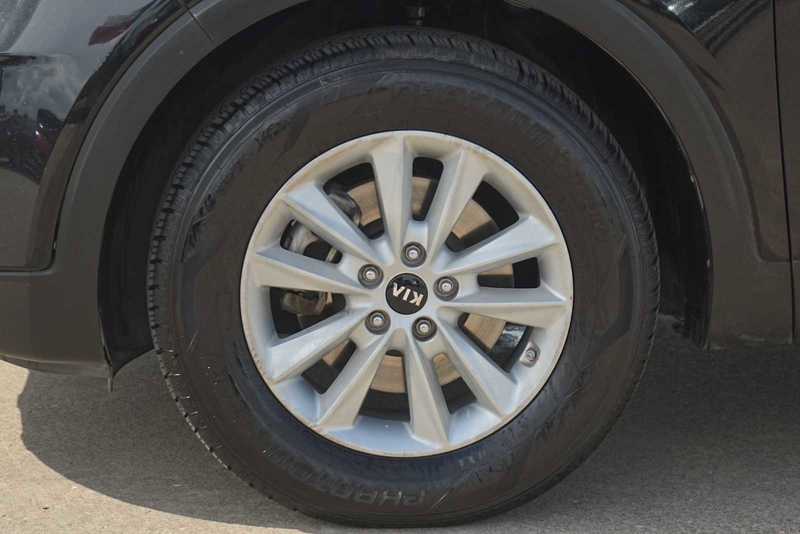 Used 2019 Kia Sorento L image 7