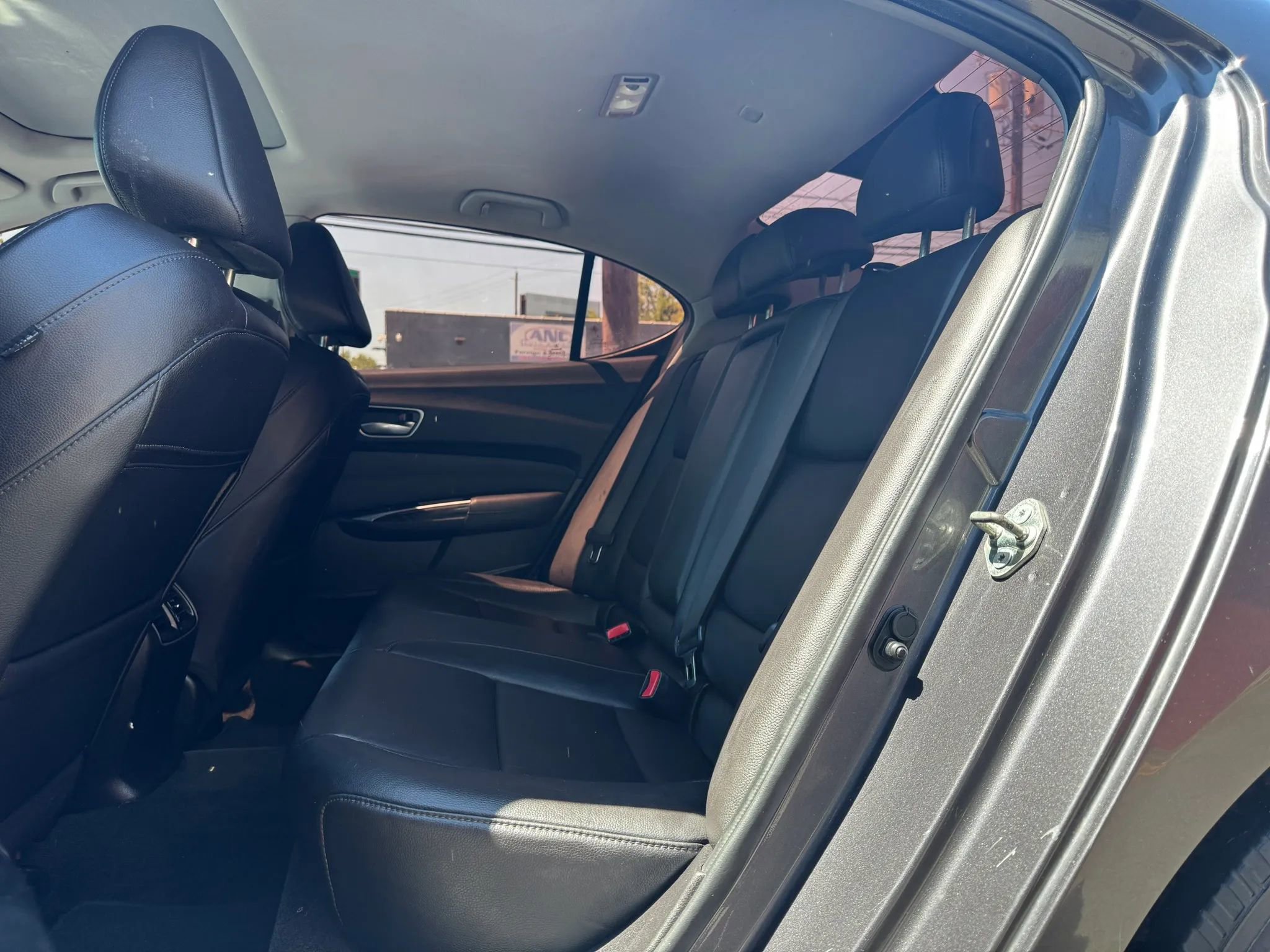 Used 2018 Acura TLX FWD image 20
