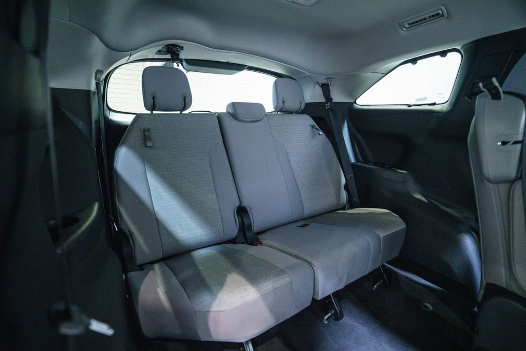 Certified 2026 Toyota Sienna LE FWD image 35