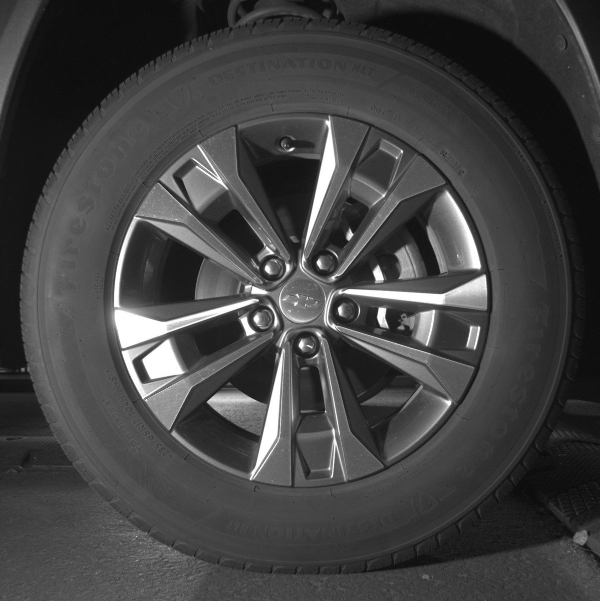 Used 2025 Chevrolet Equinox LT FWD image 13